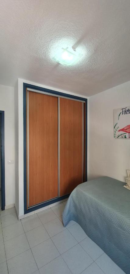 Fabulous 2-Bedroom Apartment Right On The Beach Of Los Crstianos Arona  Exteriér fotografie