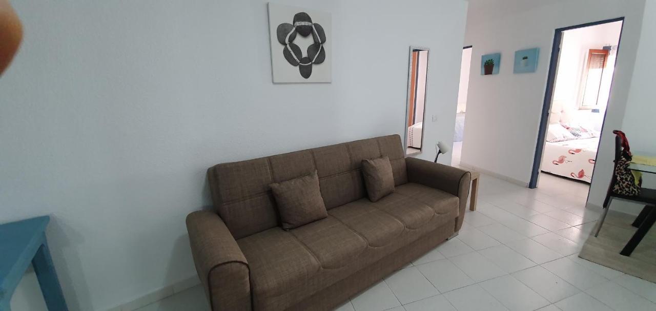 Fabulous 2-Bedroom Apartment Right On The Beach Of Los Crstianos Arona  Exteriér fotografie