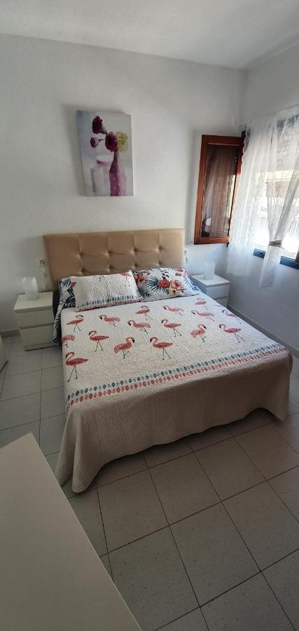 Fabulous 2-Bedroom Apartment Right On The Beach Of Los Crstianos Arona  Exteriér fotografie
