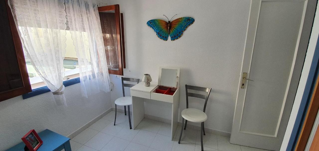Fabulous 2-Bedroom Apartment Right On The Beach Of Los Crstianos Arona  Exteriér fotografie
