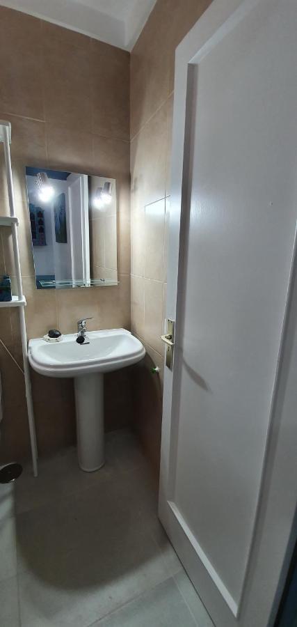 Fabulous 2-Bedroom Apartment Right On The Beach Of Los Crstianos Arona  Exteriér fotografie